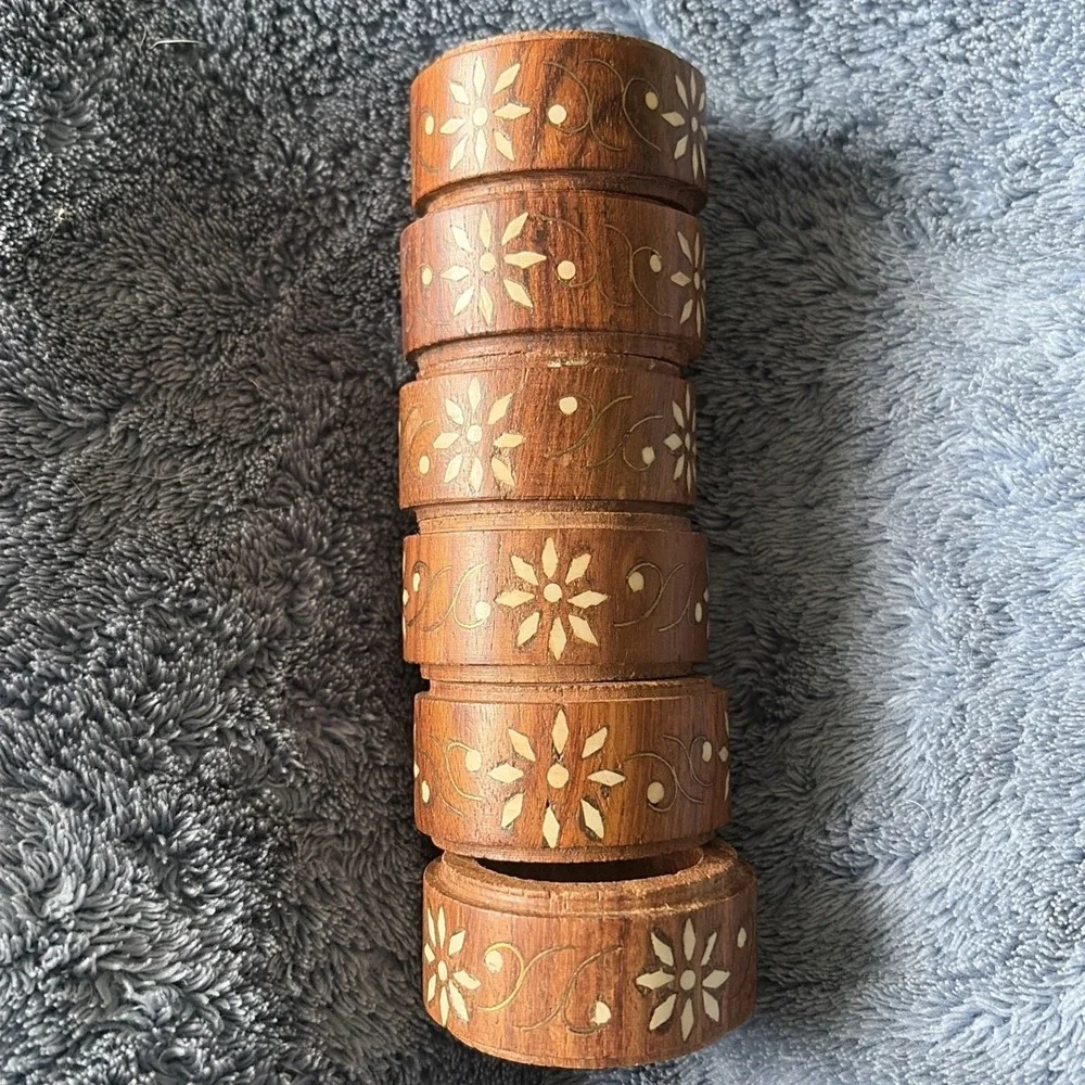 Vintage Wood With Inlaid Brass & Bone Napkin Rings Floral Pattern Set Of 6